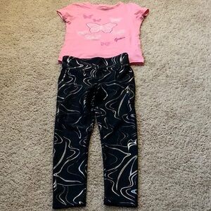 Girls 2 Piece Bundle Leggings and Shirt